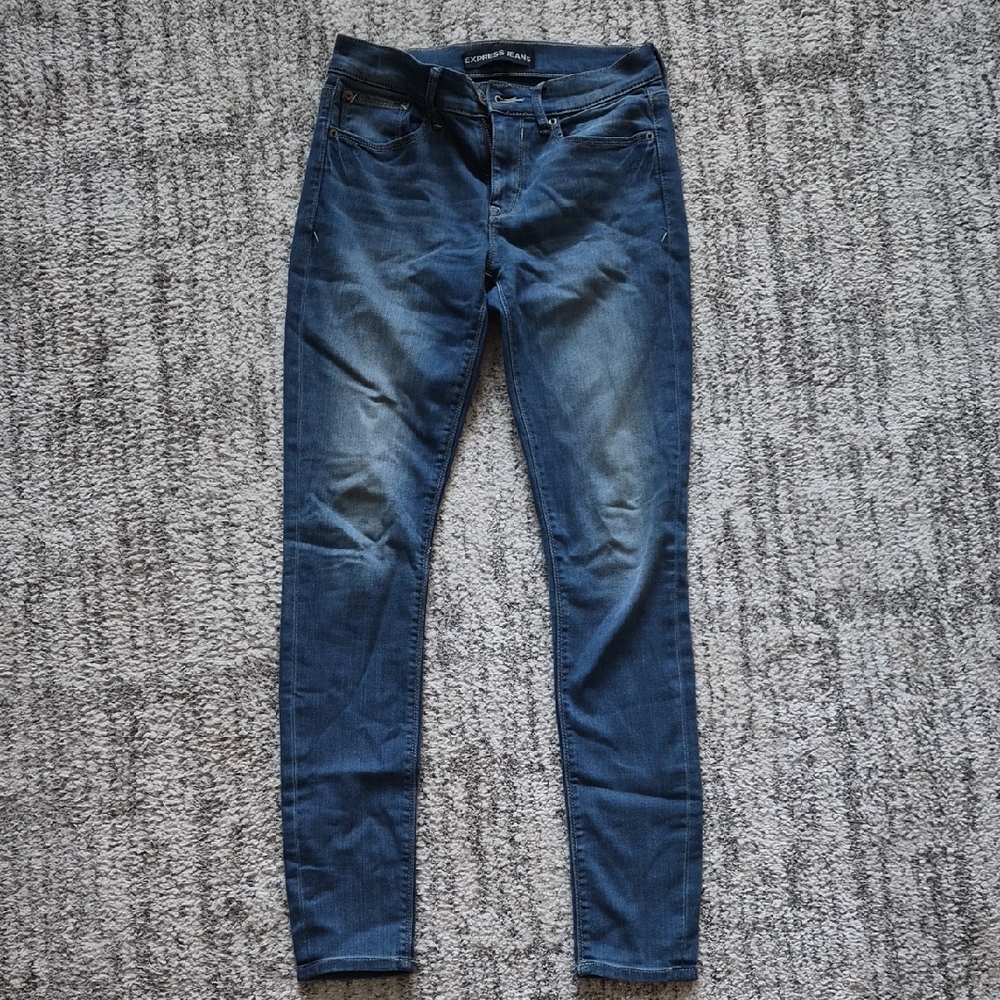 Express Women's Dark Wash Skinny Jeans